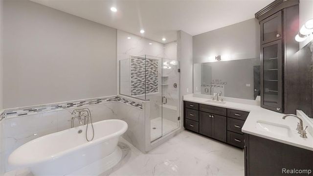 2515 Barberry Drive 21, Shelby Twp, MI 48316