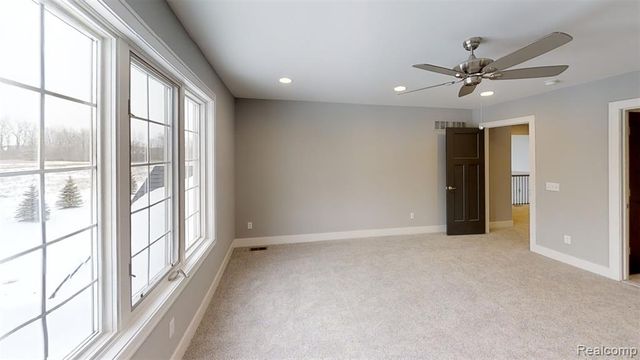 2515 Barberry Drive 21, Shelby Twp, MI 48316