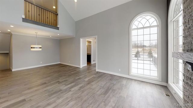 2515 Barberry Drive 21, Shelby Twp, MI 48316