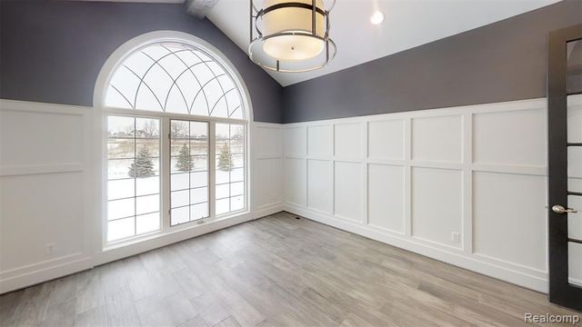 2515 Barberry Drive 21, Shelby Twp, MI 48316