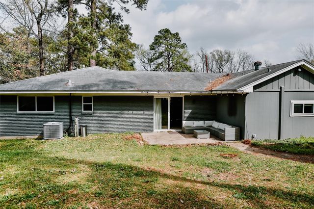 522 Sunview Drive, Livingston, TX 77351