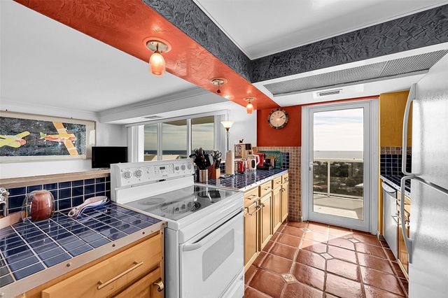 2841 N OCEAN Boulevard 1801, Fort Lauderdale, FL 33308