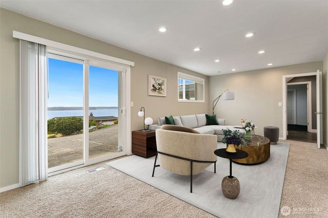 5539 Frances Avenue NE, Tacoma, WA 98422