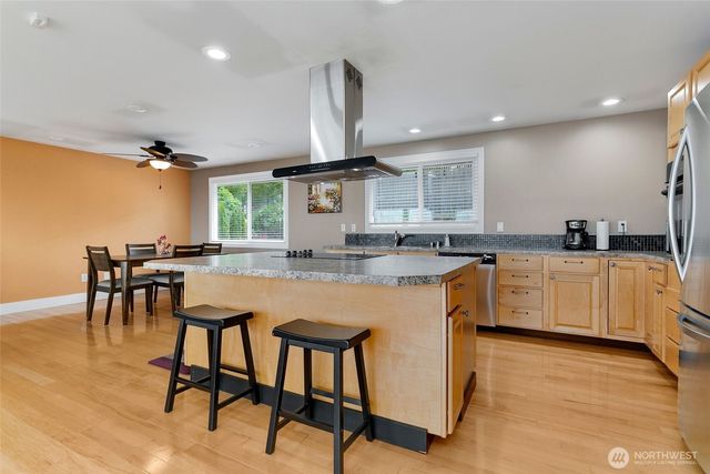 5539 Frances Avenue NE, Tacoma, WA 98422