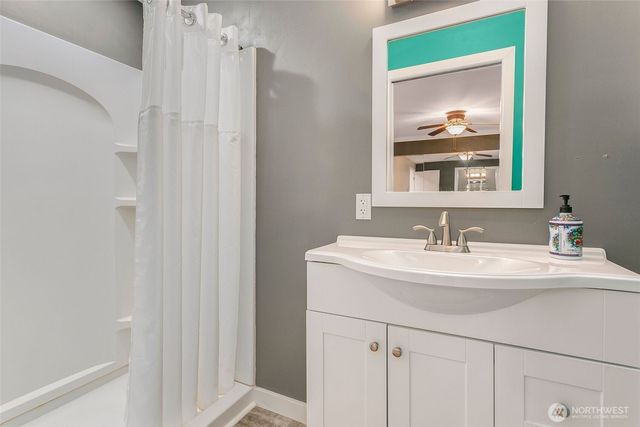 5539 Frances Avenue NE, Tacoma, WA 98422