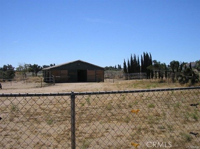 9467 Smith, Phelan, CA 92371