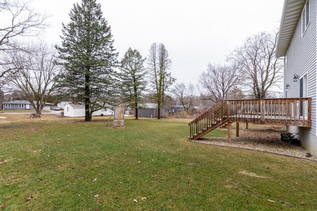 214-216 N Francis, Cedar Falls, IA 50613