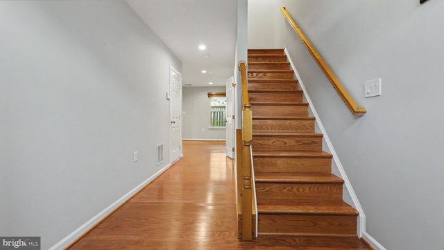 6239 FROSTY WINTER CT, Centreville, VA 20120