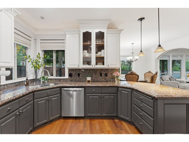 15501 Ne 17TH Cir, Vancouver, WA 98684