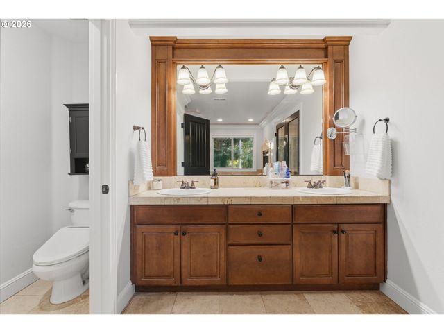 15501 Ne 17TH Cir, Vancouver, WA 98684