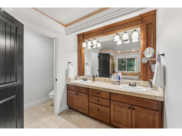 15501 Ne 17TH Cir, Vancouver, WA 98684