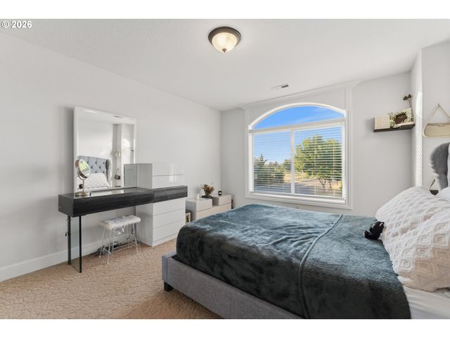 15501 Ne 17TH Cir, Vancouver, WA 98684