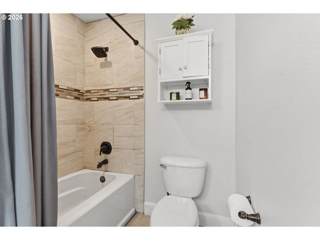 15501 Ne 17TH Cir, Vancouver, WA 98684