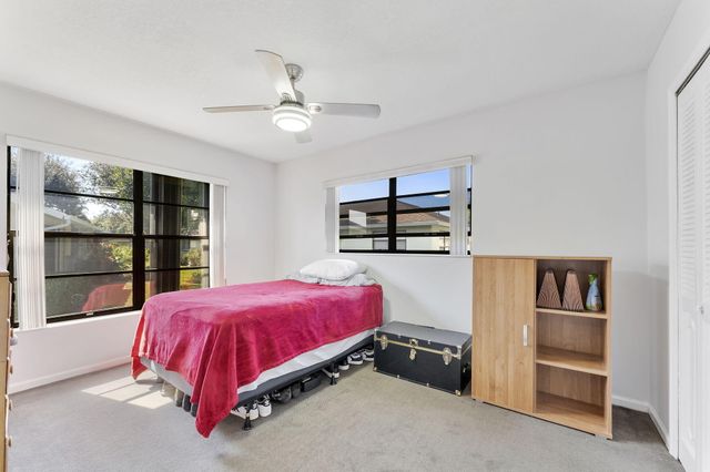 9860 Pecan Tree Drive A, Boynton Beach, FL 33436