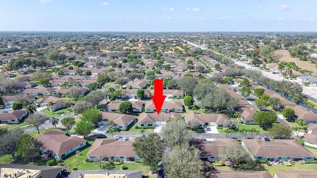 9860 Pecan Tree Drive A, Boynton Beach, FL 33436