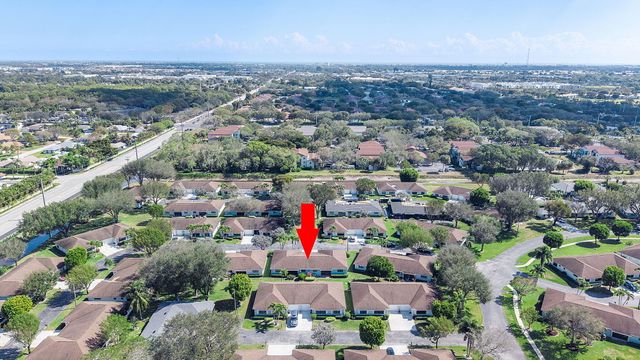 9860 Pecan Tree Drive A, Boynton Beach, FL 33436