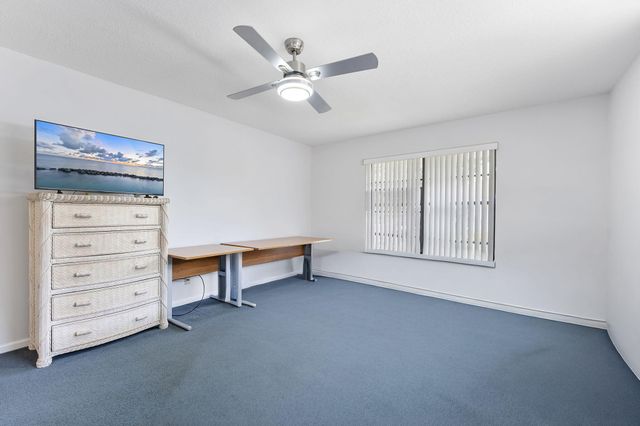 9860 Pecan Tree Drive A, Boynton Beach, FL 33436