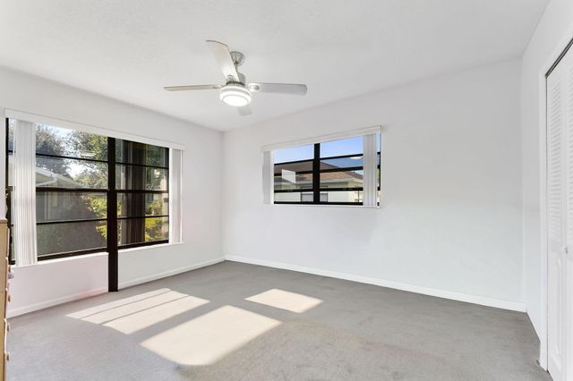 9860 Pecan Tree Drive A, Boynton Beach, FL 33436