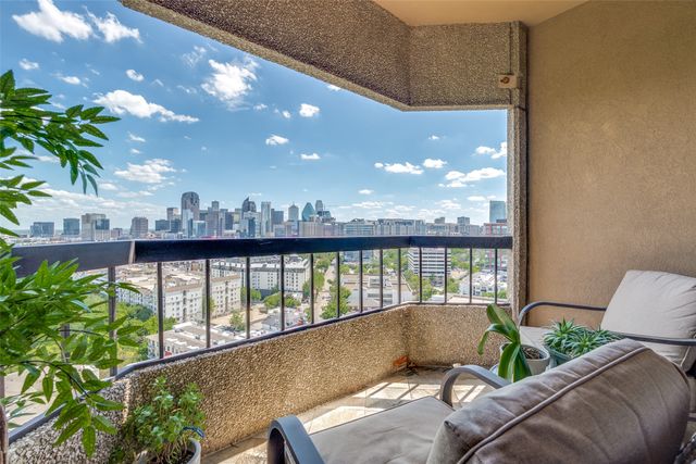 3030 Mckinney Avenue 2005, Dallas, TX 75204