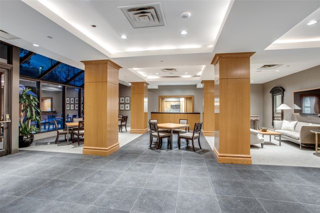 3030 Mckinney Avenue 2005, Dallas, TX 75204