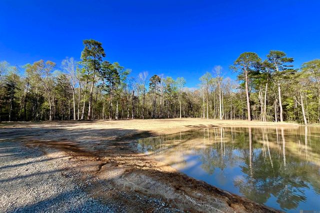 25 Lillian Ln, Ethel, LA 70730