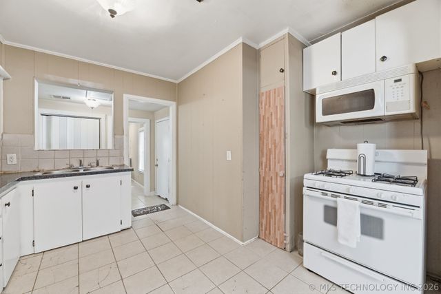 2539 N Boston Place, Tulsa, OK 74106