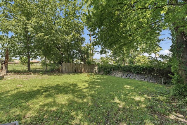 2539 N Boston Place, Tulsa, OK 74106