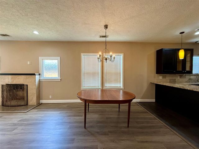 1105 Melbourne Street, Houston, TX 77022