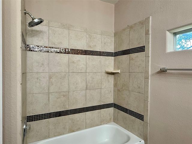 1105 Melbourne Street, Houston, TX 77022