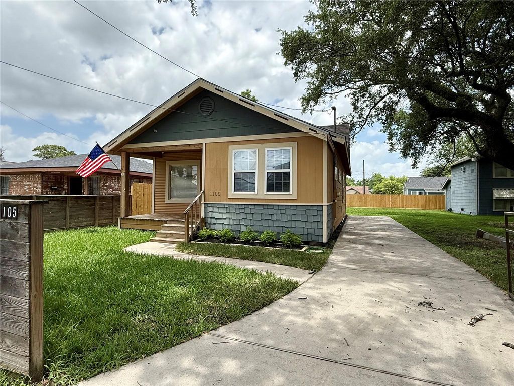 1105 Melbourne Street, Houston, TX 77022