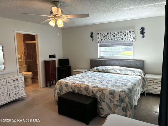 52 Woodland Drive 103, Vero Beach, FL 32962