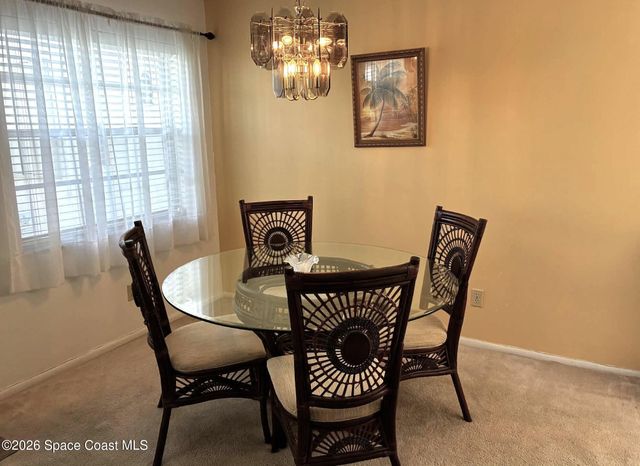 52 Woodland Drive 103, Vero Beach, FL 32962