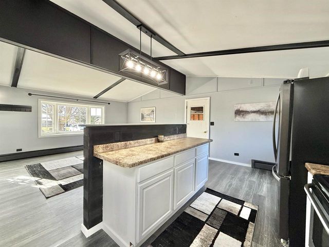 8737 E L J Townline Road, Milton, WI 53563