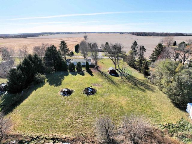 8737 E L J Townline Road, Milton, WI 53563
