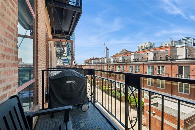 360 W Illinois Street 312, Chicago, IL 60654