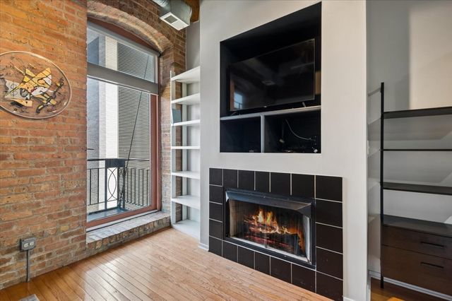 360 W Illinois Street 312, Chicago, IL 60654
