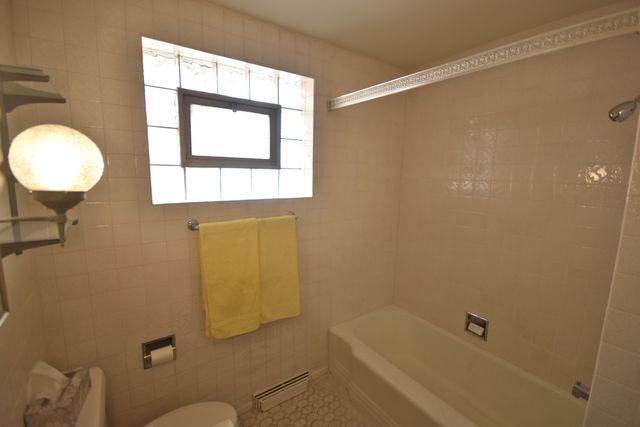 1541 N Lee Boulevard, Berkeley, IL 60163