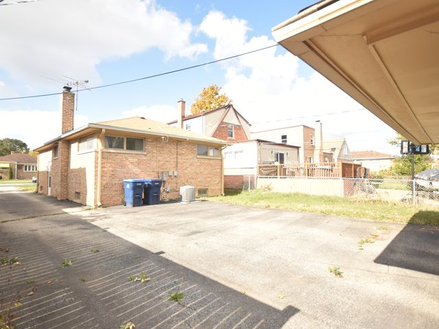 1541 N Lee Boulevard, Berkeley, IL 60163