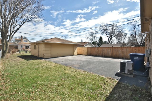 1541 N Lee Boulevard, Berkeley, IL 60163