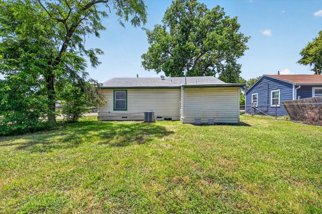 4450 Percy Street, Lancaster, TX 75134