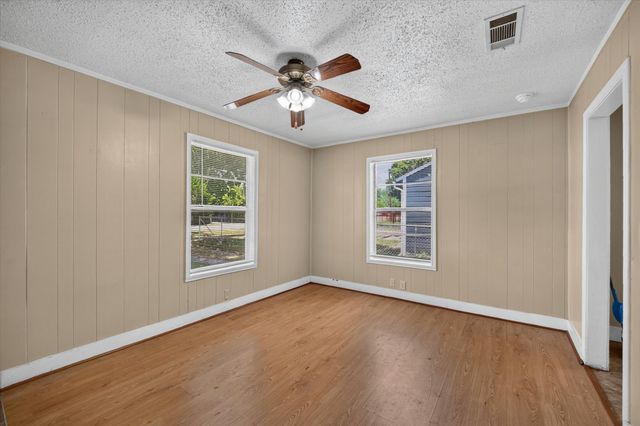 4450 Percy Street, Lancaster, TX 75134