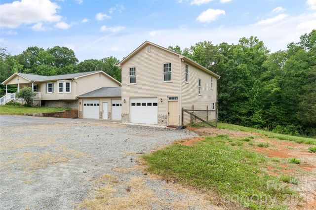 229 Oakridge Road, Stanley, NC 28164