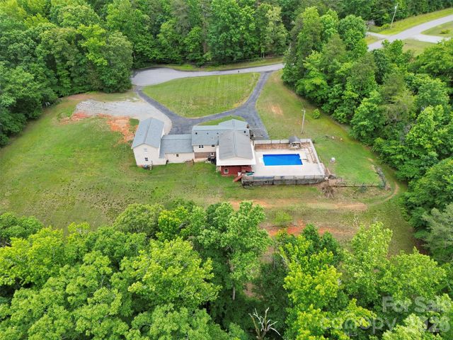 229 Oakridge Road, Stanley, NC 28164