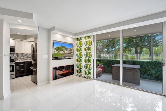 6911 Environ Blvd 1K, Lauderhill, FL 33319