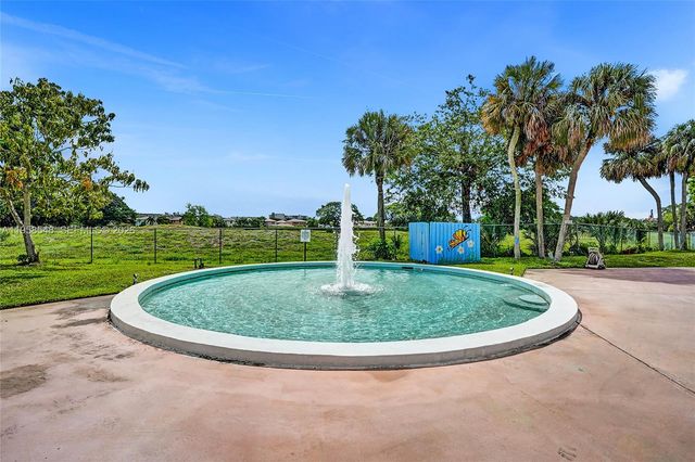 6911 Environ Blvd 1K, Lauderhill, FL 33319