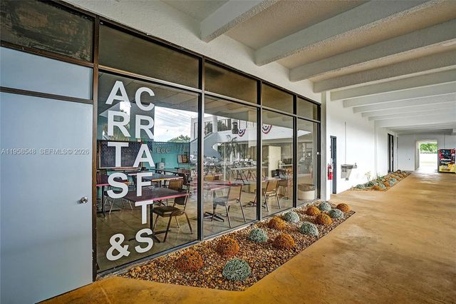 6911 Environ Blvd 1K, Lauderhill, FL 33319