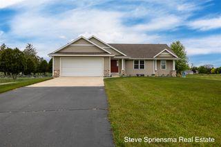 12717 60th Avenue, Allendale, MI 49401