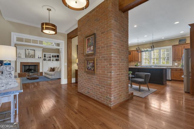 140 Coventry Court, Fayetteville, GA 30215