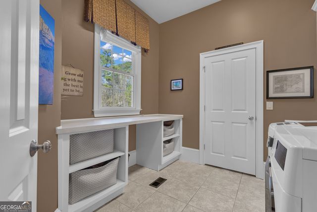 140 Coventry Court, Fayetteville, GA 30215