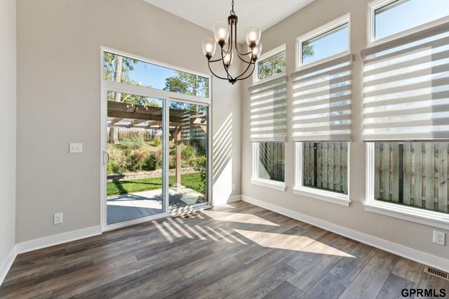 17676 Potter Street, Bennington, NE 68007